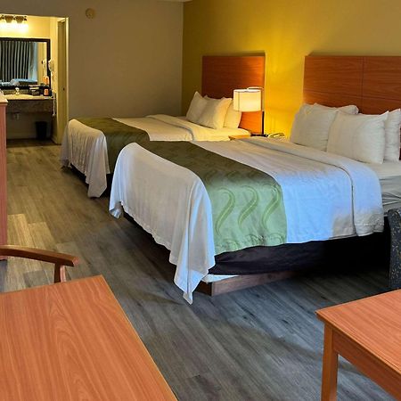 Quality Inn Near Manatee Springs State Park Чийфленд Екстериор снимка