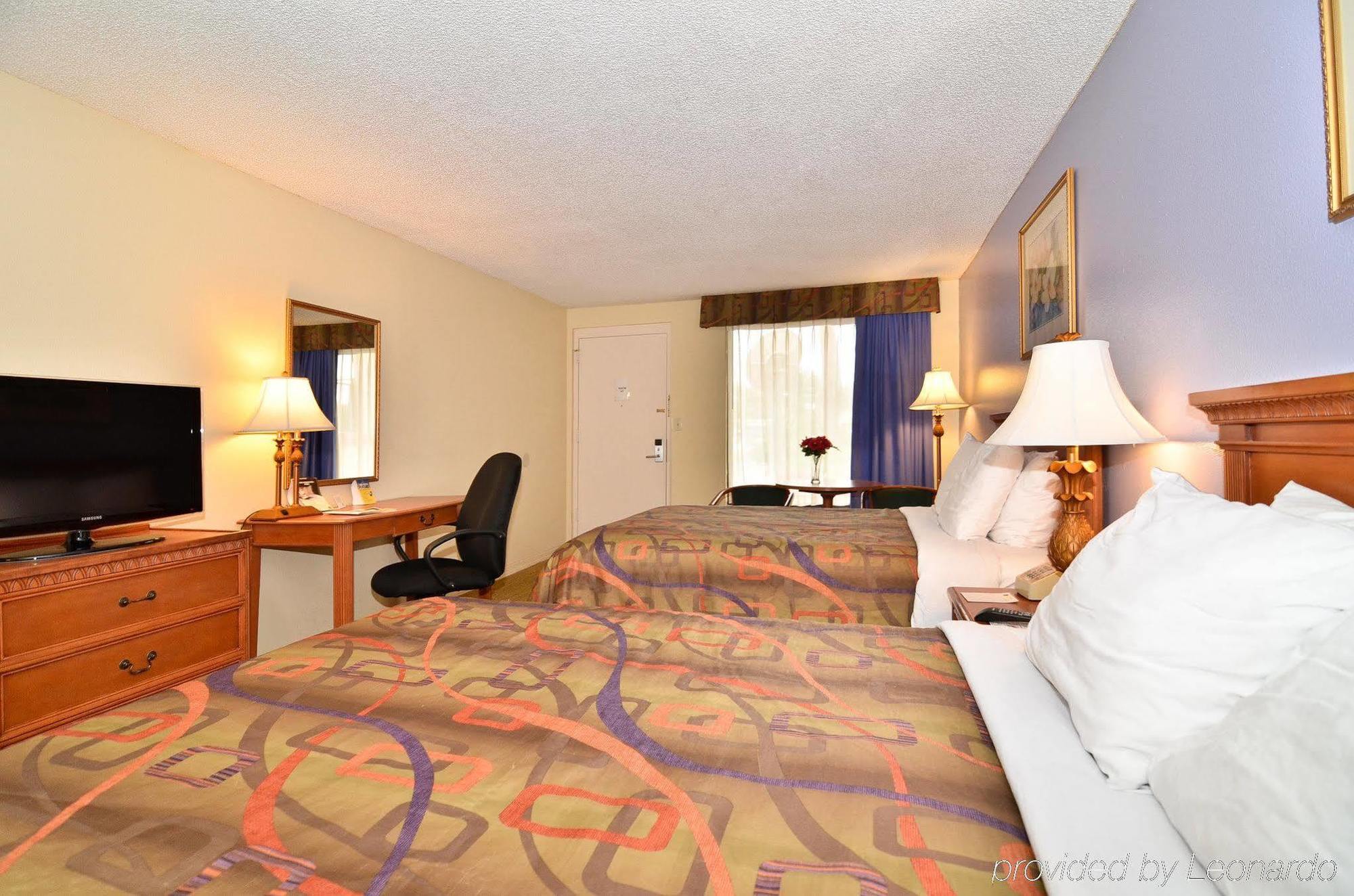 Quality Inn Near Manatee Springs State Park Чийфленд Екстериор снимка